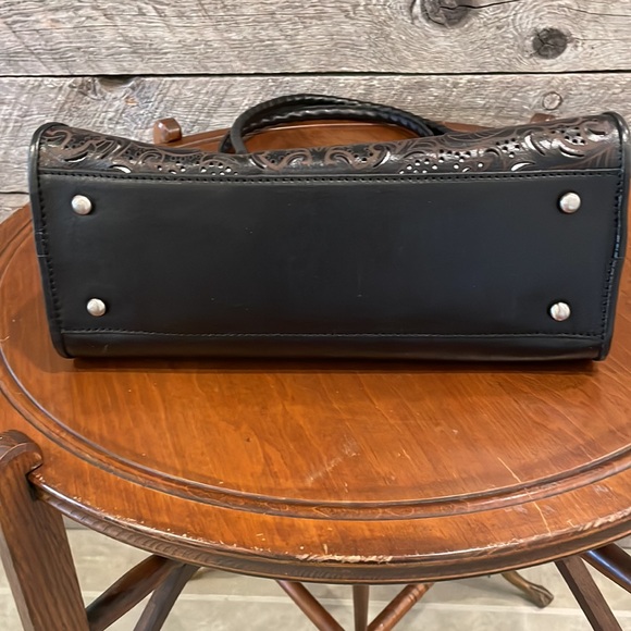 Patricia Nash Paris Large Satchel. LNWT. Excellent Like New Condition. - Picture 4 of 5